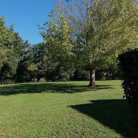Résidence du Lac-MONFLANQUIN Appartement Piscine Chauffée Exterior foto
